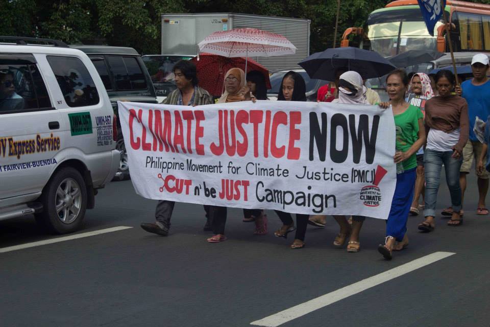 Super typhoon Yolanda (Typhoon Haiyan) climate justice rally, US Embassy Manila, November 11 2013.