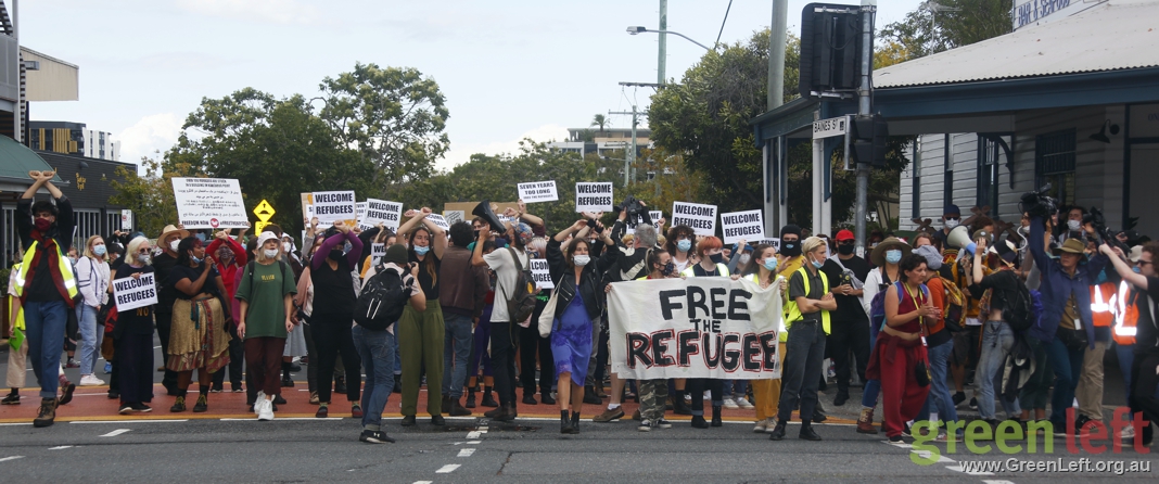 Free the refugees march, Kangaroo Point, August 15