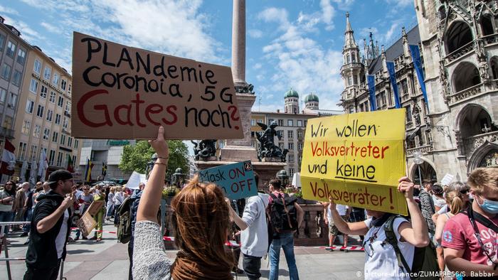 German anti-lockdown protest (Credit: Picture alliance. Zumapress S/S | Babbar)