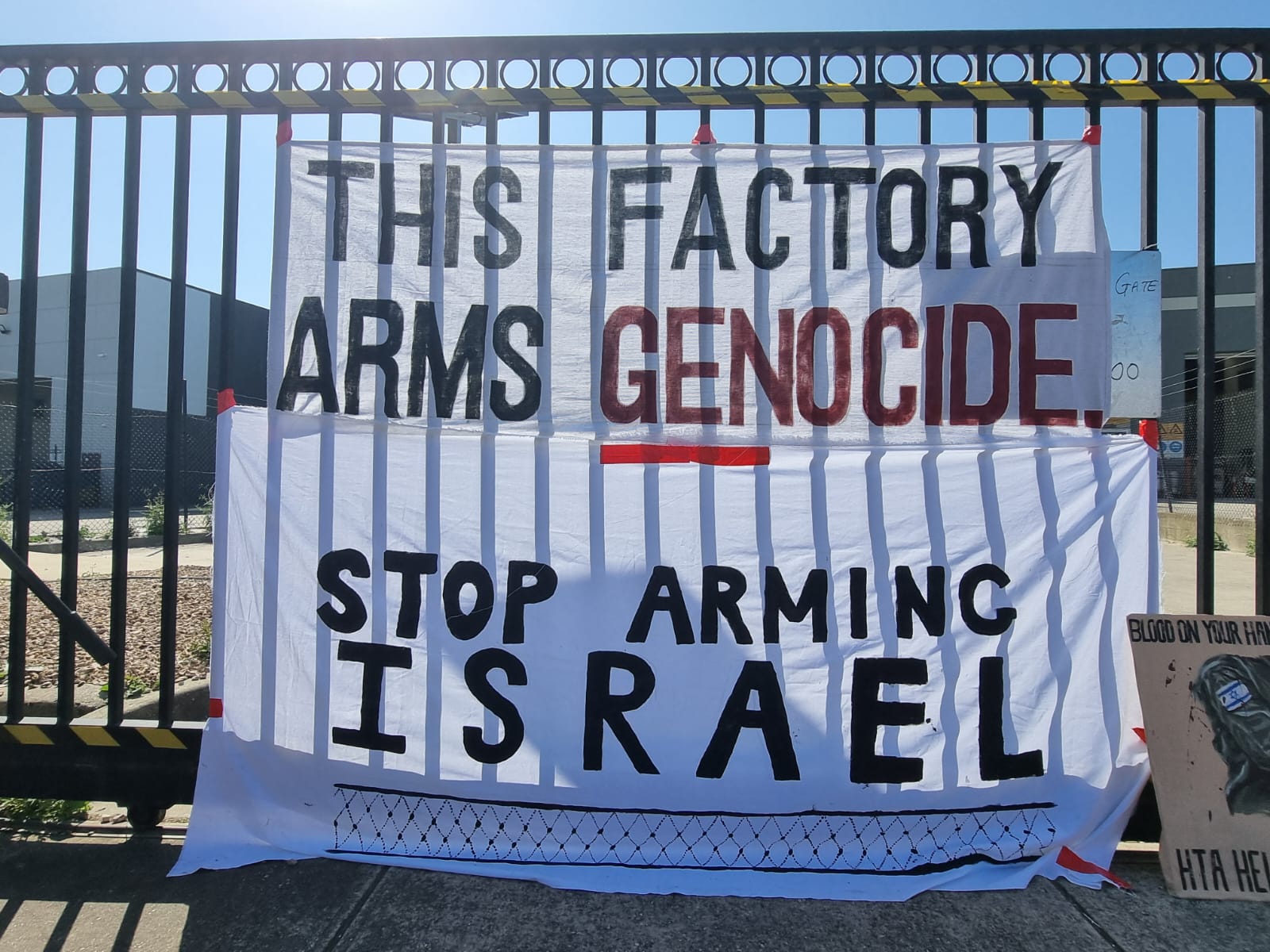 Protesters shut down the Heat Treatment Australia facility for a whole day. 