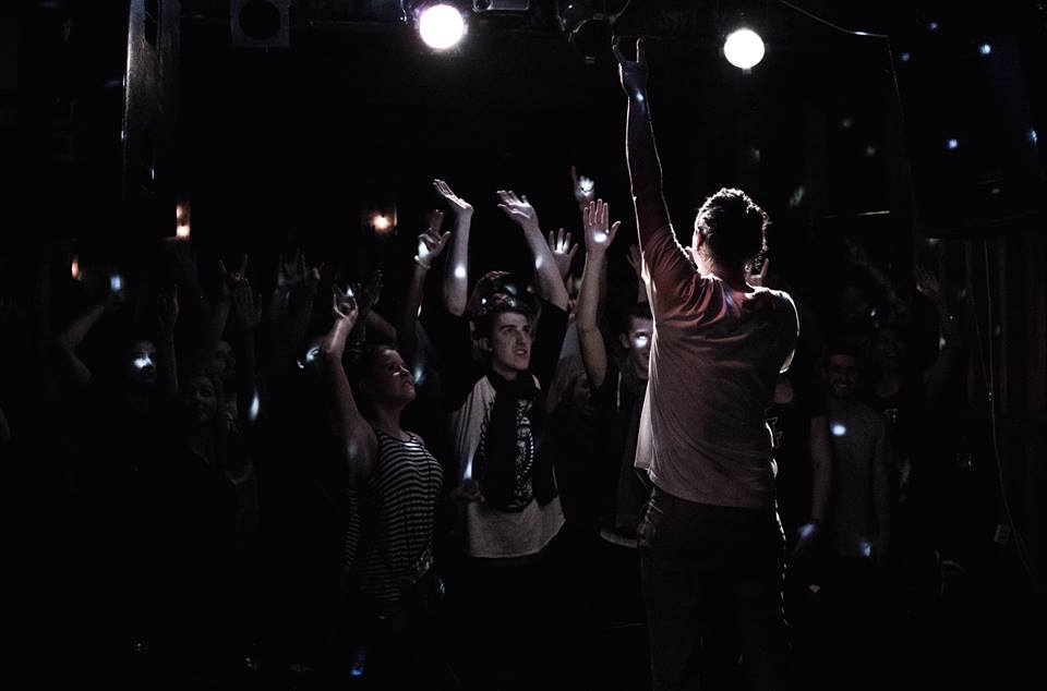 Joelistic live.
