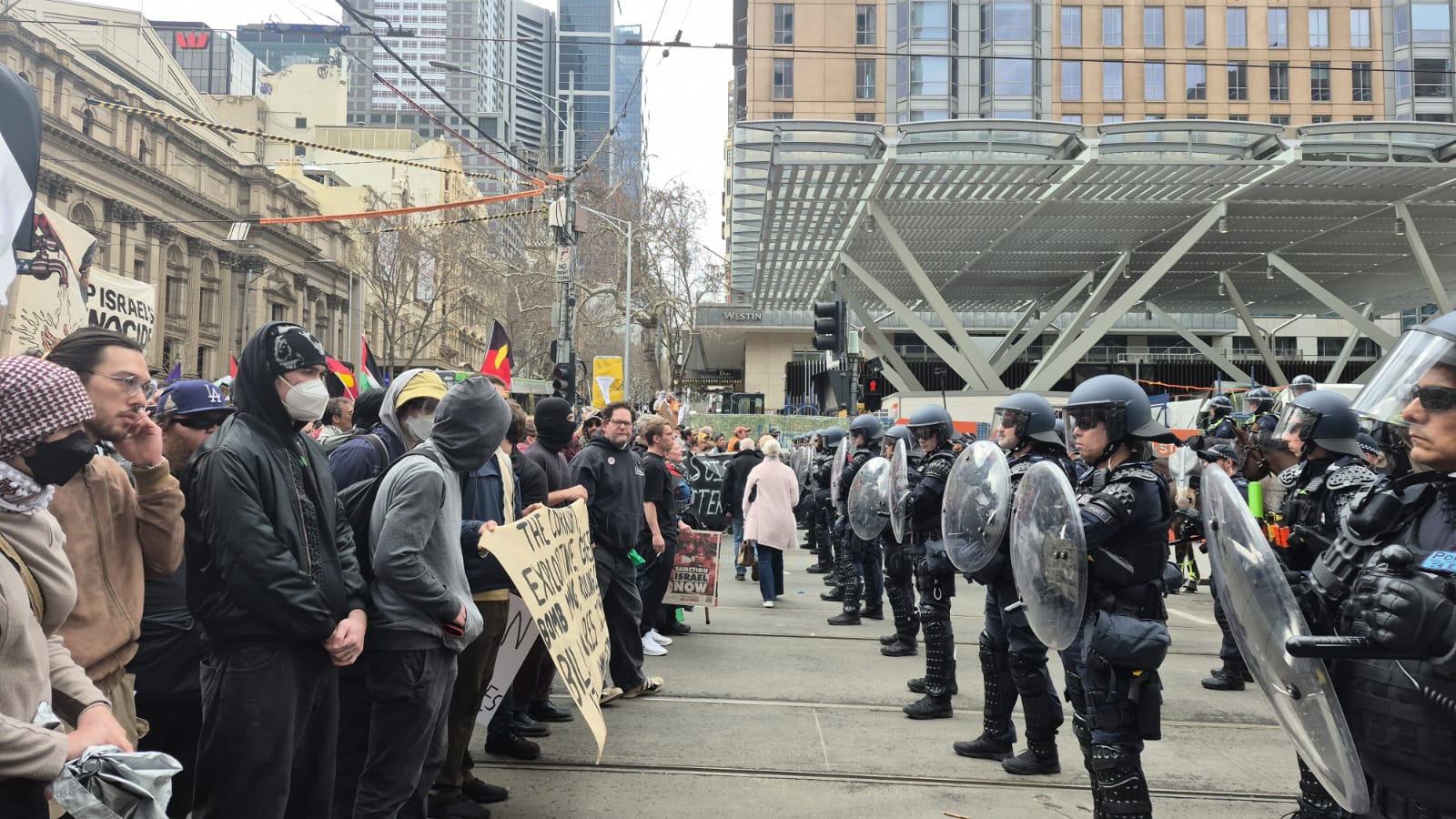 Anti-racist protesters face off against police, Naarm/Melbourne Anti-racist protesters face off against police, Naarm/Melbourne