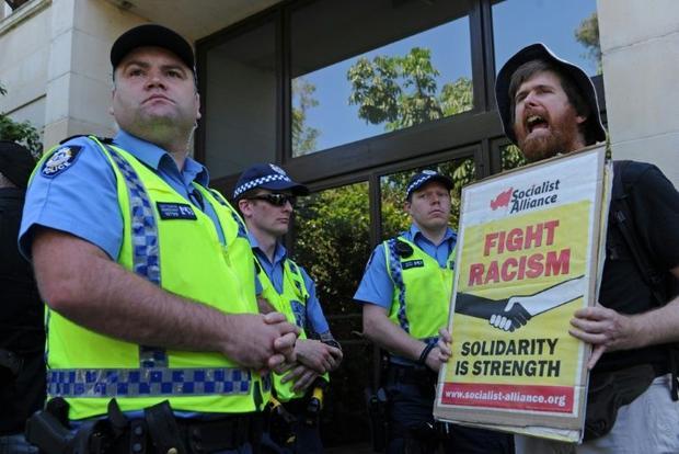 Anti-racist protest at Geert Wilders media conference, Western Australian Parliament House.