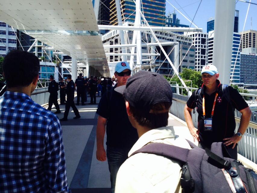 Police blocking media access to Aboriginal protest.
