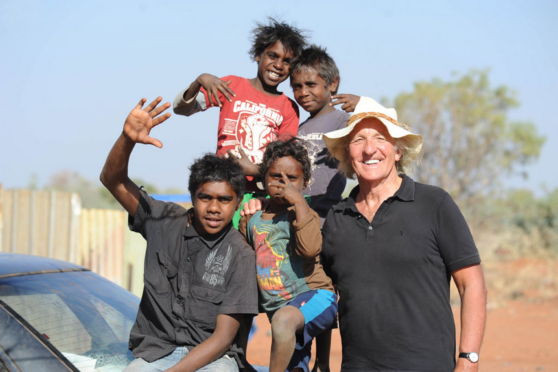 John Pilger: White Australians would like Aboriginal people to ...