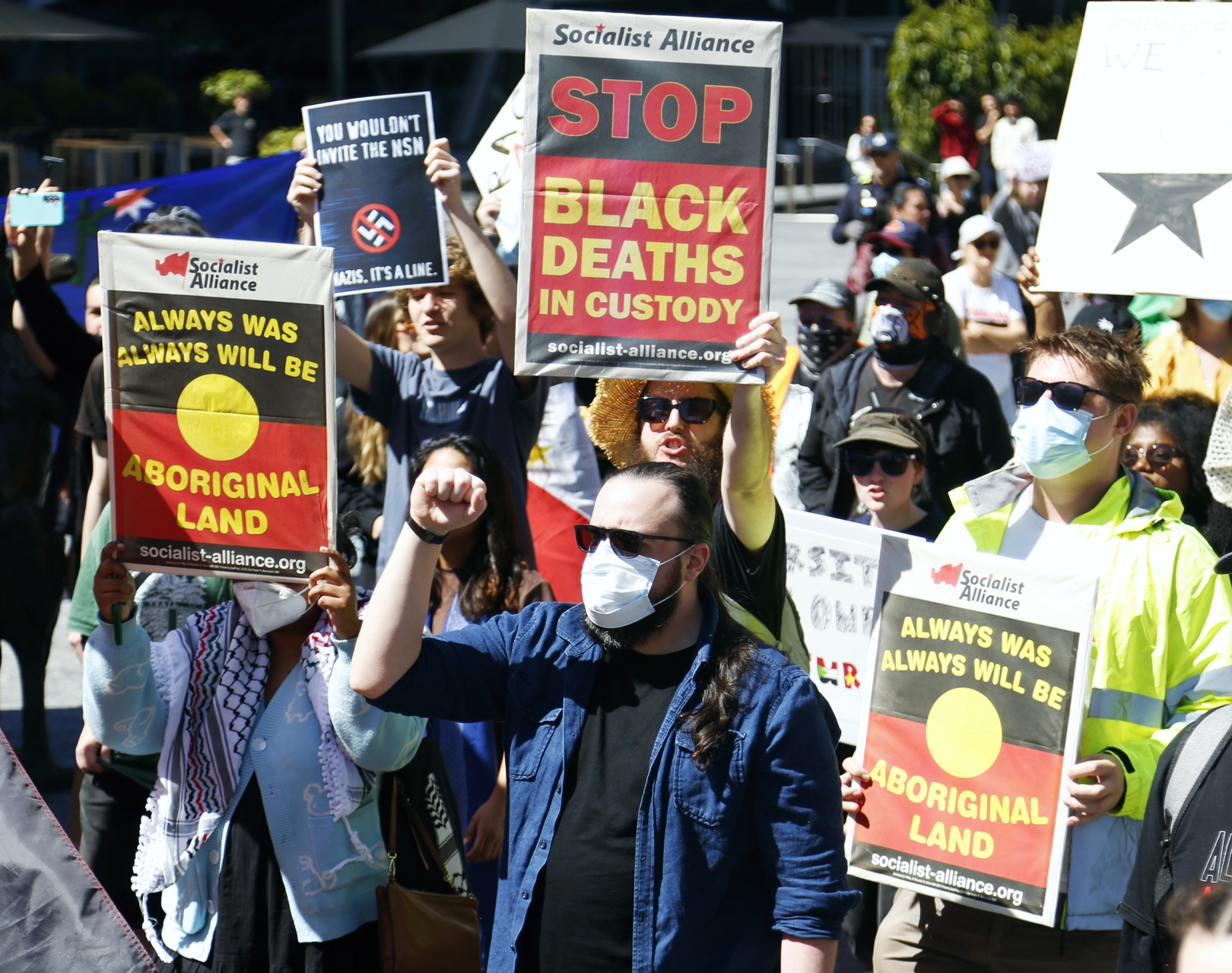 Socialist Alliance members in Magan-djin/Brisbane Socialist Alliance members in Magan-djin/Brisbane