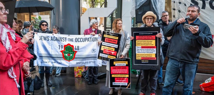 Palestinian Australian activist Shamikh Badra speaks at a protest near the Royal Commission into Antisemitism and Social Cohesion, Gadigal Country/Sydney, July 9. Photo: Sarah Barker