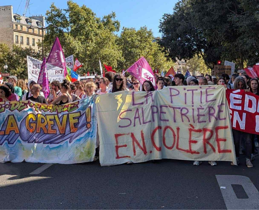 Anti-austerity protesters in Paris on September 18 cr John Mullen