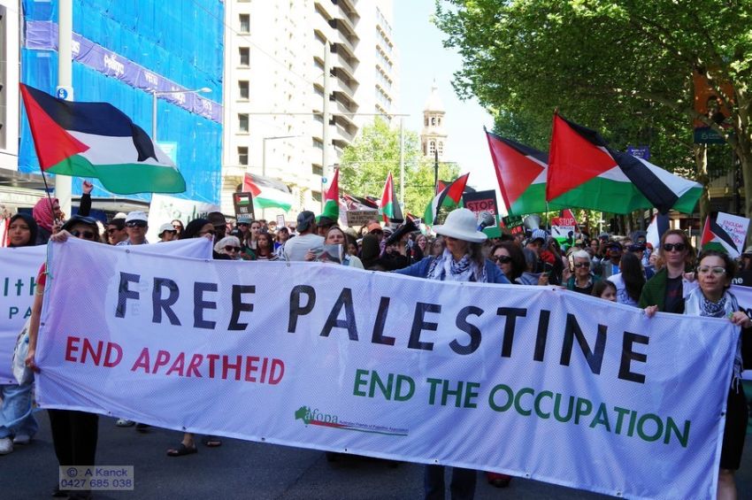 free palestine banner