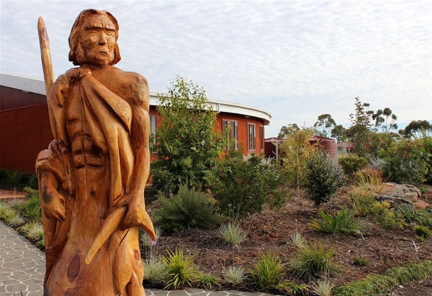 Statue of Windradryne