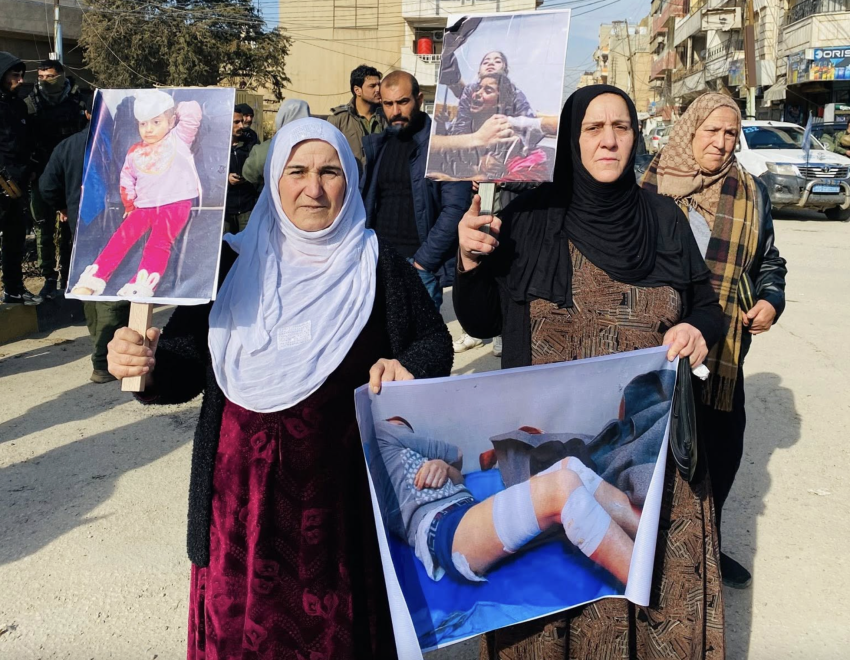 Rojava protest against Aleppo seige