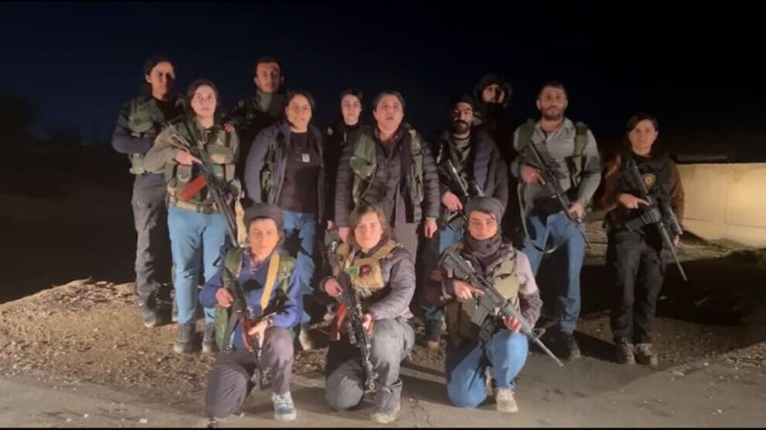Kurdish women fighters 
