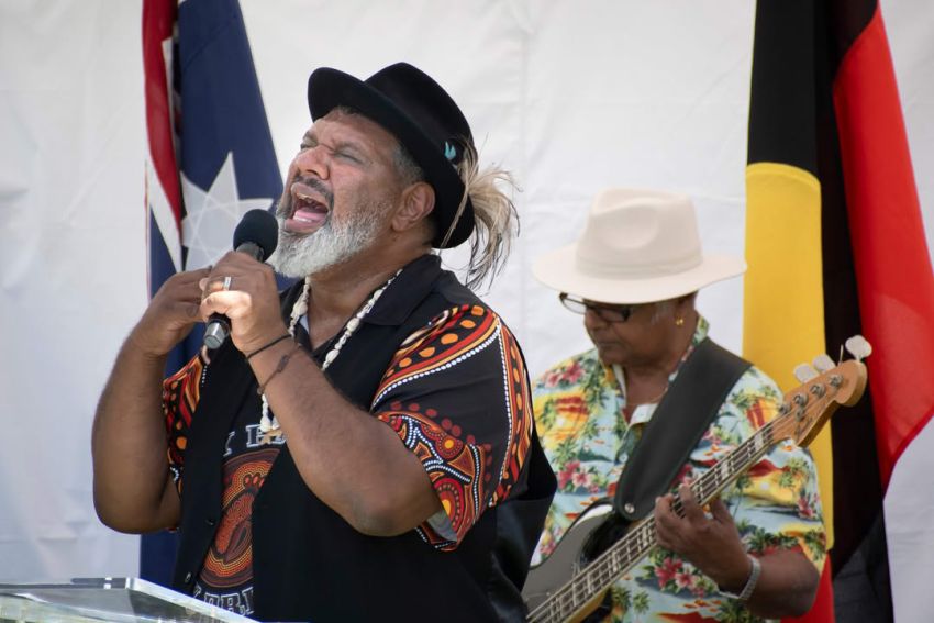 John Wayne Parsons and band performing