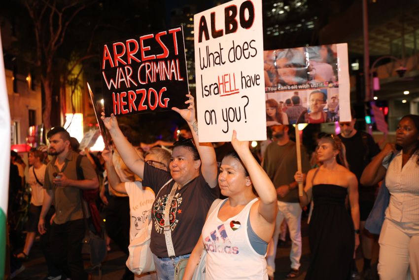 Arrest war criminal Herzog, Magan-djin/Brisbane, February 9