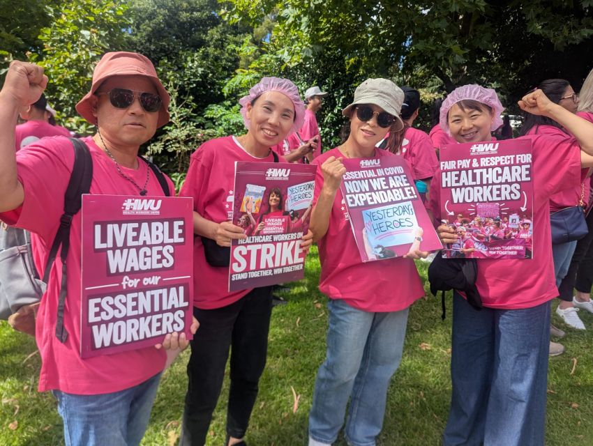 healthcare workers in Victoria protesting for better pay and conditions