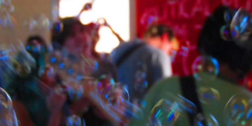 Live show with bubbles