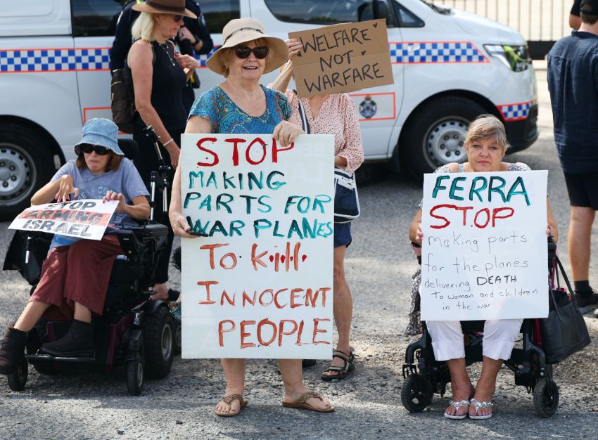 Activists said 'weapons out' at Ferra Engineering protest in Magan-djin/Brisbane, March 30