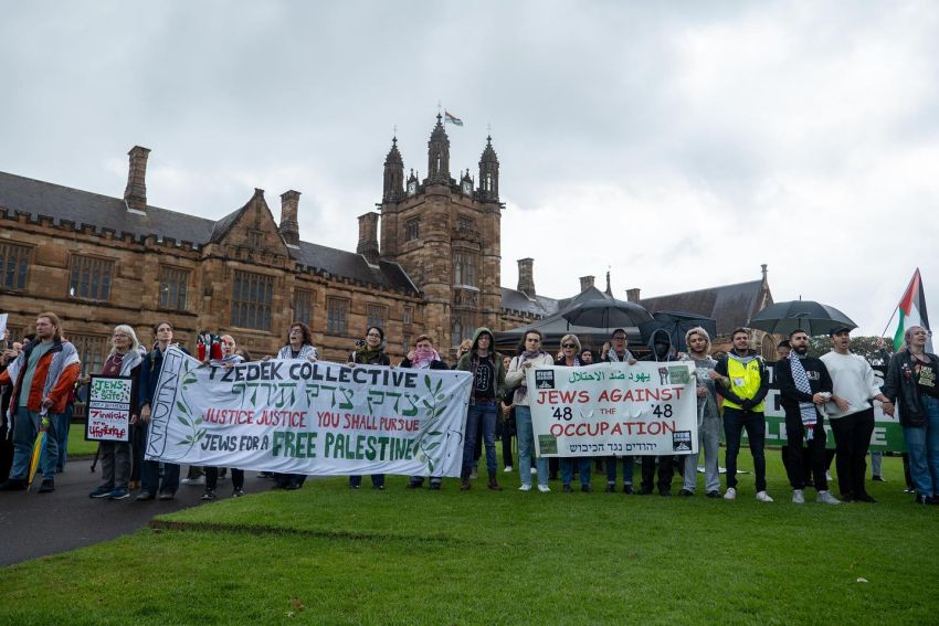 palestine solidarity encampment at the university of sydney supported by anti-zionist jewish groups