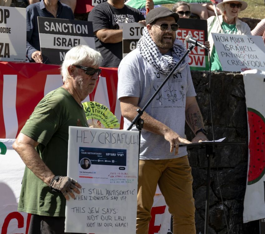 Jewish activist Edward Carroll speaking, April 18