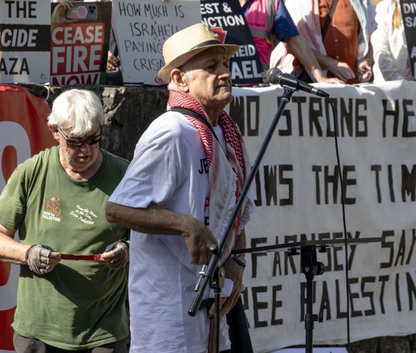 Stephen Heydt speaking, April 18