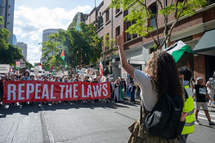Justice for Palestine 'Repeal the laws' banner, April 19