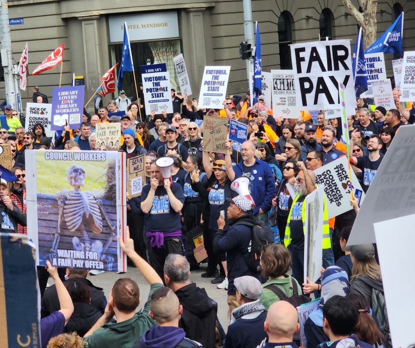 Vic council workers 2