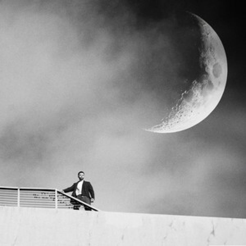 NAVAN - KISSES ON THE MOON album artwork
