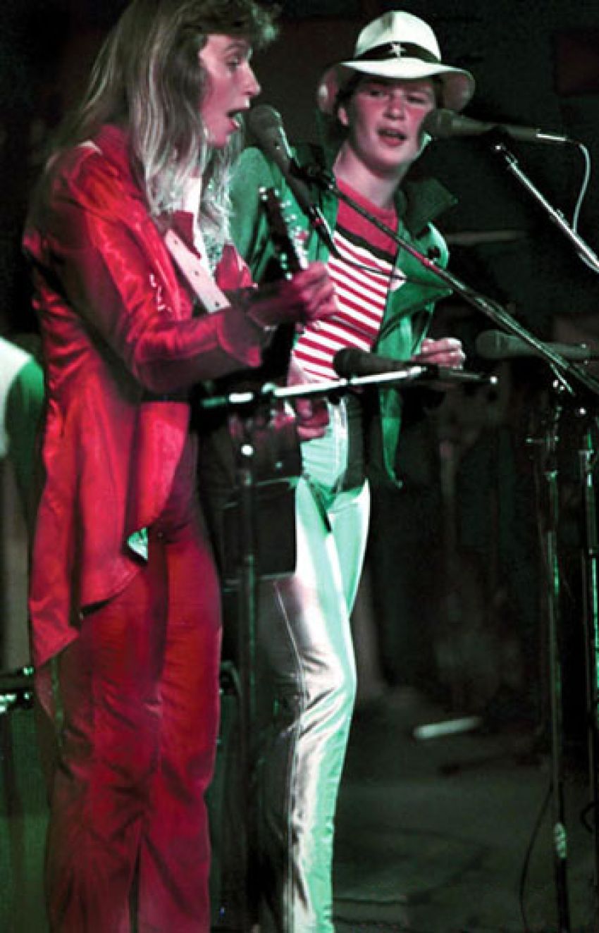 Topp Twins perform in the 1970s