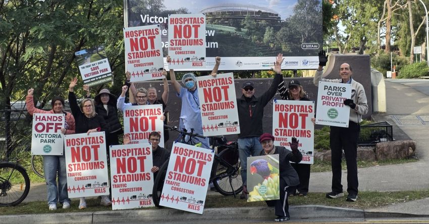 Every weekday morning, a dedicated group of Save Vicroia Park supporters has been standing on the footpath outside the Herston Road entrance from 7.30am to 8.30am, reminding peak-hour traffic that the fight to protect this park is far from over.