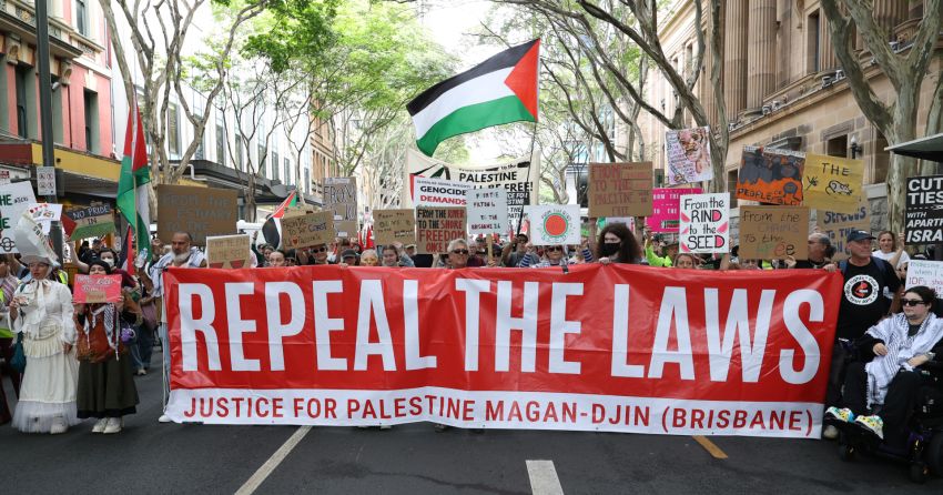 Six words for Palestine rally: Repeal the laws