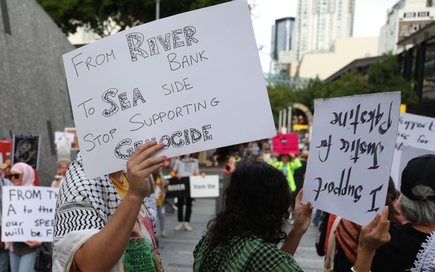 'From the river bank to the seaside, stop supporting genocide'