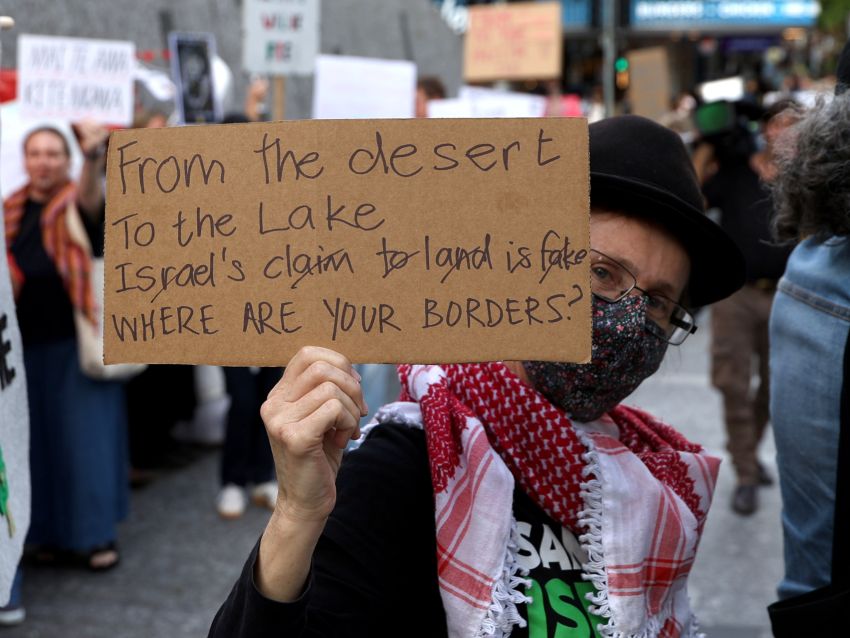 'From the desert to the lake, Israel's claim to land is fake'