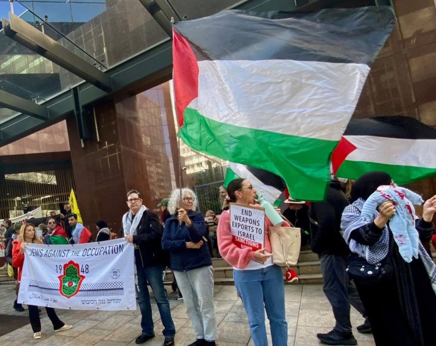 JAO outside US Embassy