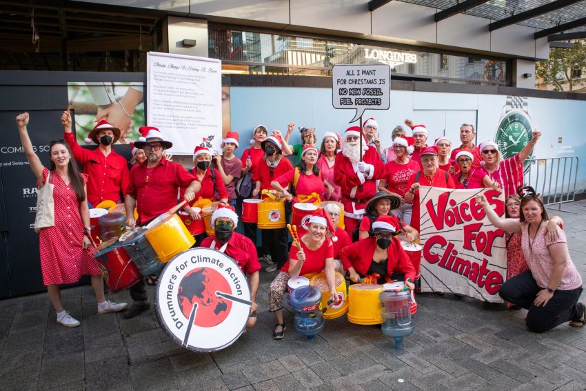 protests musicians and choir