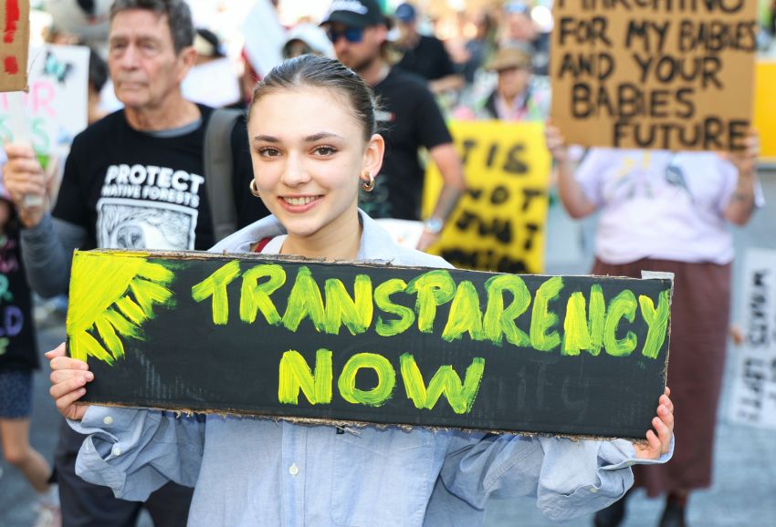 'Transparency now'