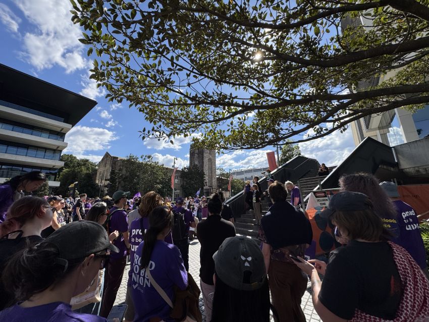 usyd nteu members rally at eastern avenue