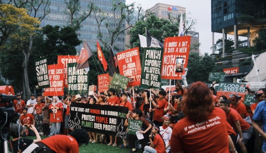 people protesting