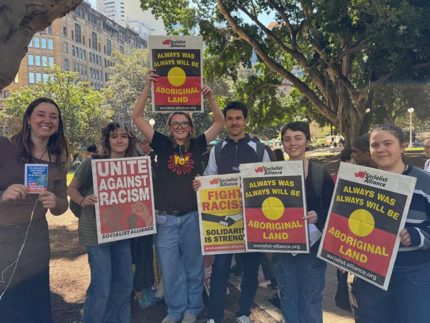 students support first Nations rights