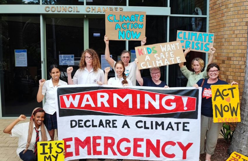 students supporting push for council to declare a climate emergency