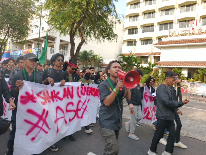 protesters