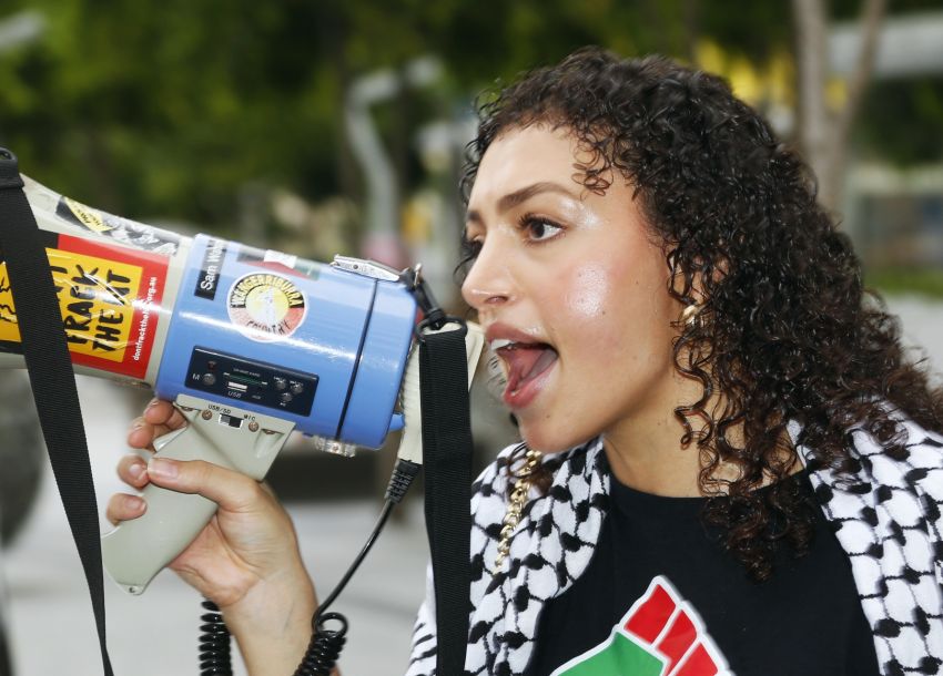 Magan-djin/Brisbane rally, April 7