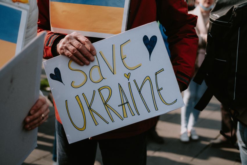 Save Ukraine