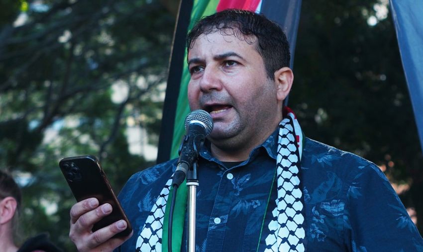 Shamikh Badra speaking in Gadigal Country/Sydney, May 26
