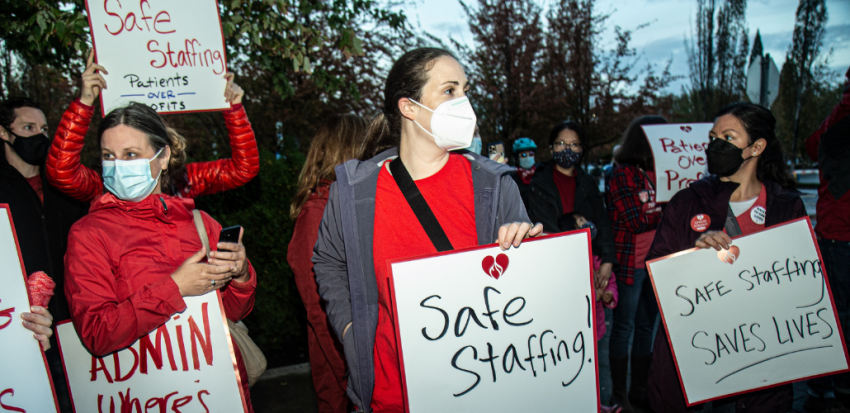 Health care workers protest. Photo: Daniel O'Donnell/Labor Notes