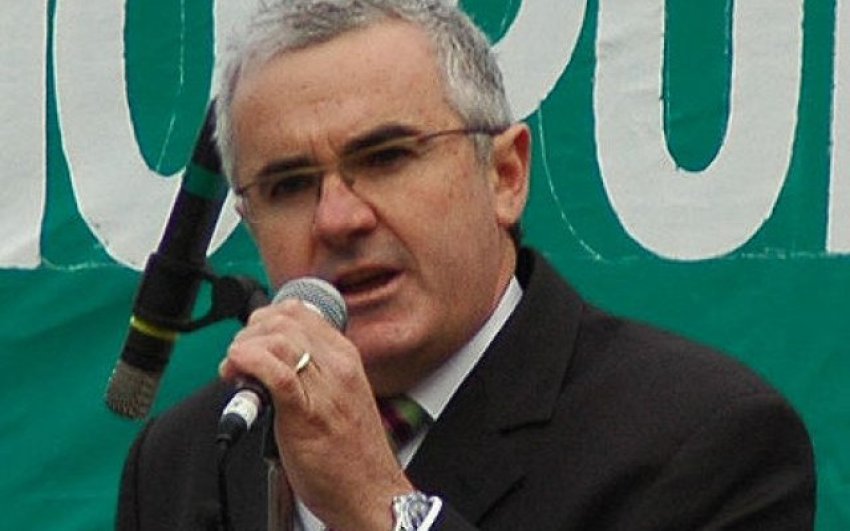 Andrew Wilkie, speaking at anti-pulp mill rally in Launceston, June 16, 2007.  