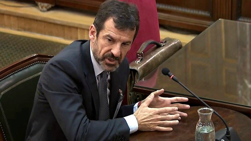 Ferran López, former deputy head of the Mossos d'Esquadra under Josep Lluis Trapero and acting head under article 155, giving evidence