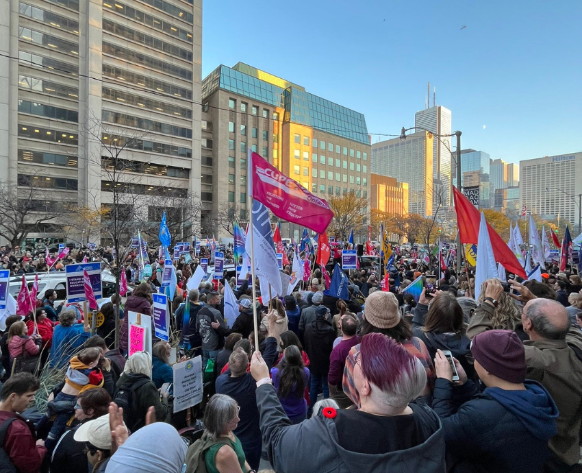 CUPE members rally outside Ministry of Labour