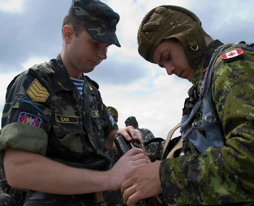 Canadian troops participate in the 2011 Rapid Trident exercise