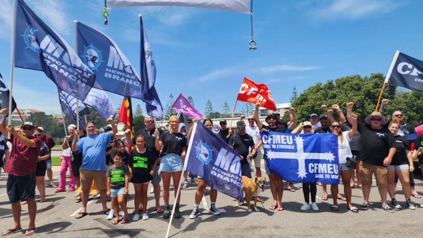 Unionists and climate activists came together to rally for offshore wind. 