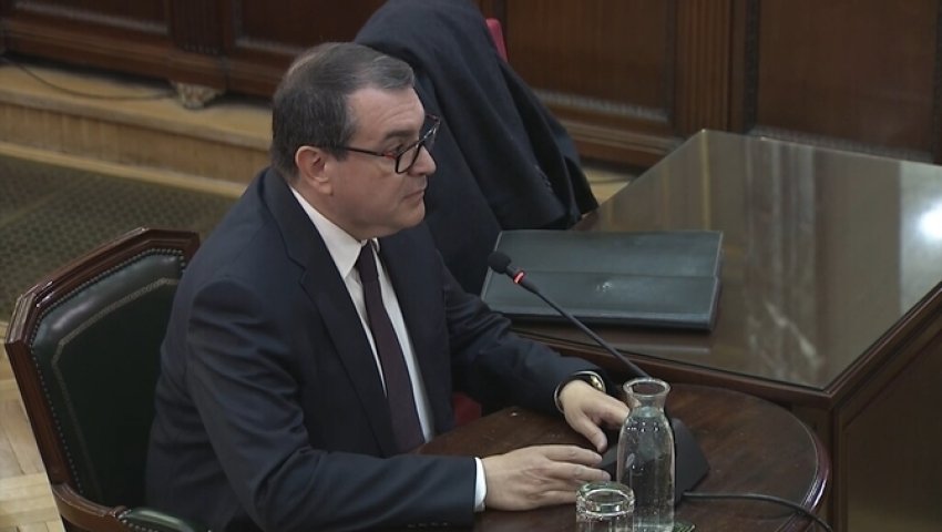 Former Catalan interior minister Jordi Jané giving evidence